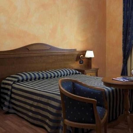 Hotel De La Ville Bereguardo Εξωτερικό φωτογραφία