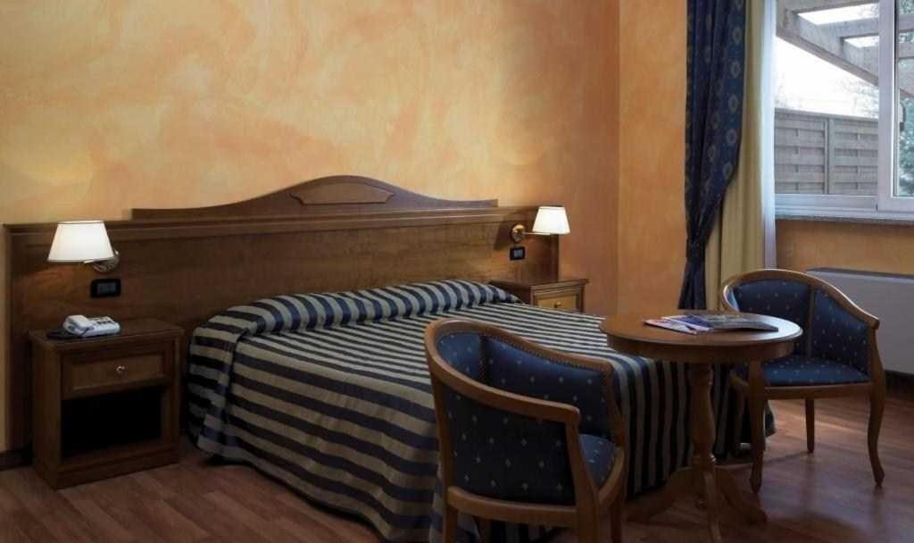 Hotel De La Ville Bereguardo Εξωτερικό φωτογραφία
