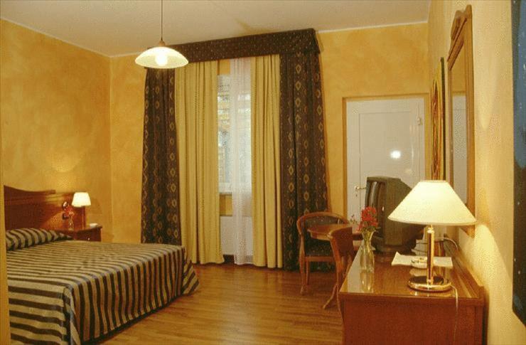Hotel De La Ville Bereguardo Εξωτερικό φωτογραφία