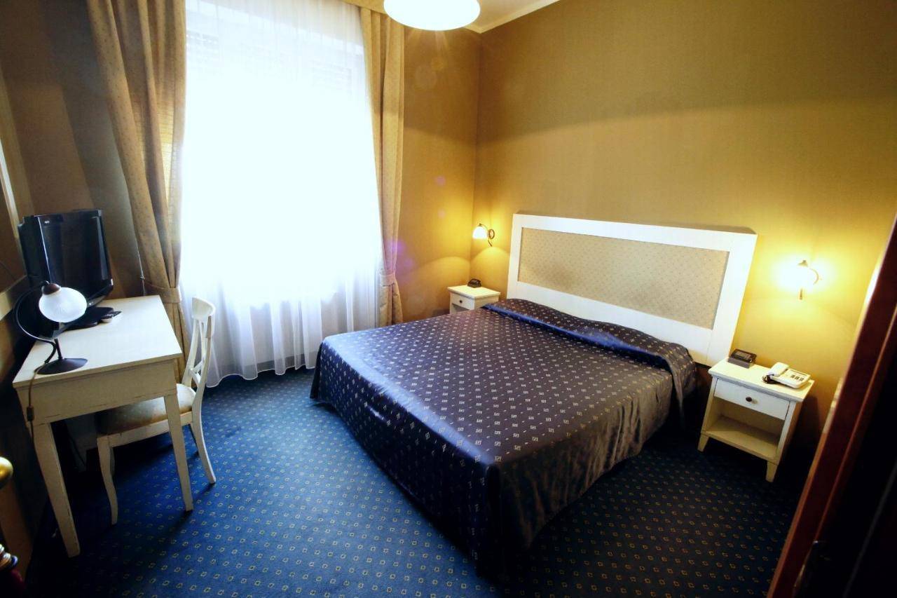 Hotel De La Ville Bereguardo Εξωτερικό φωτογραφία